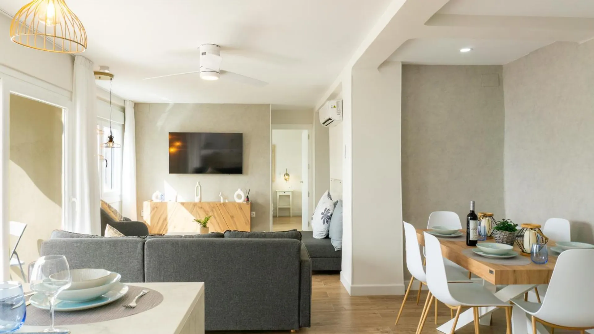 Sea Views Apartment Mendoza Malaga 0*,
