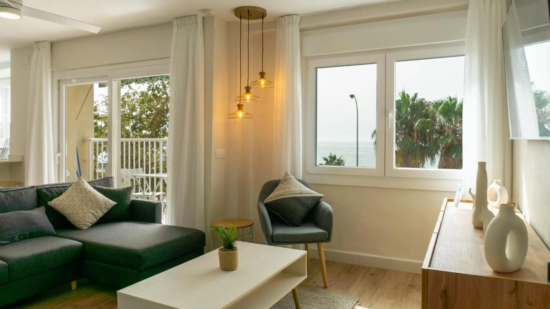 Sea Views Apartment Mendoza Malaga