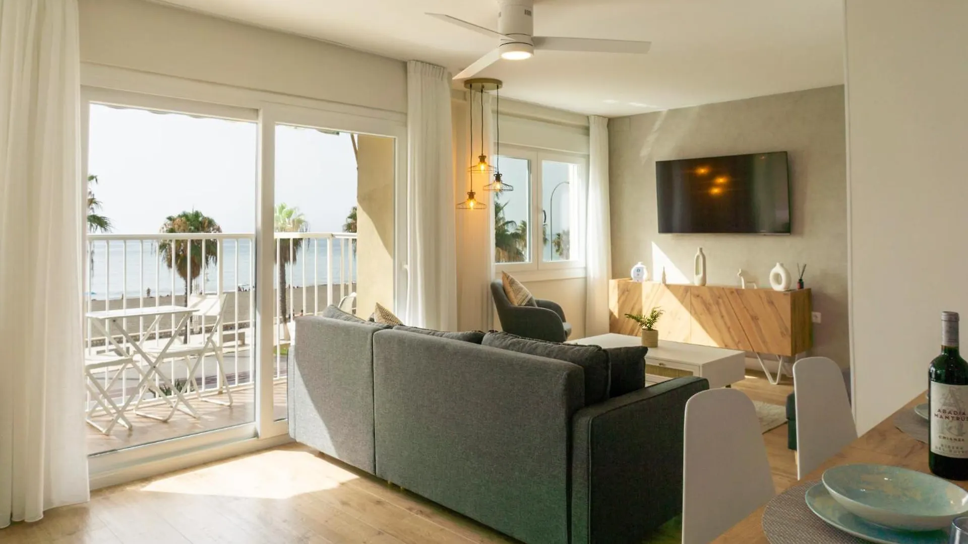 Sea Views Apartment Mendoza Malaga